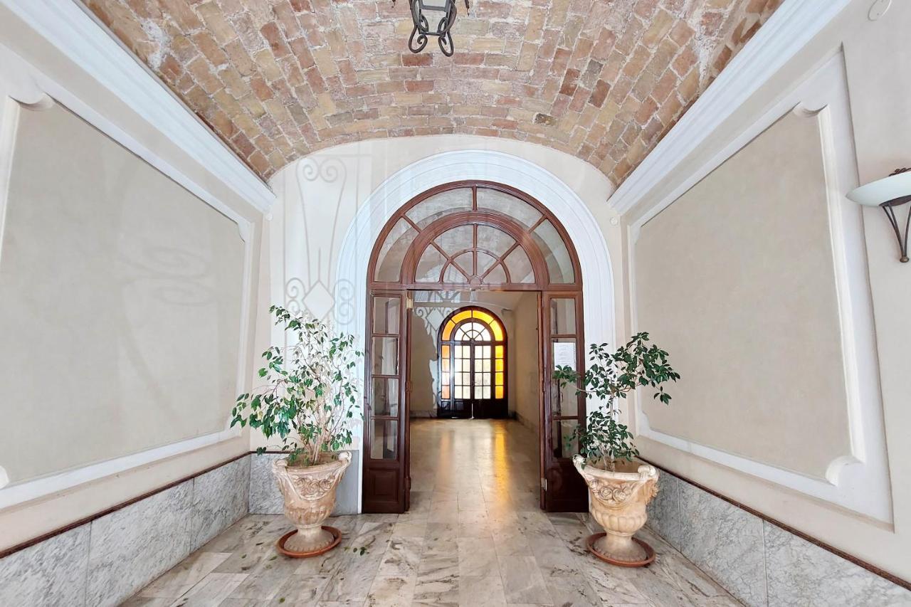 4Bnb - Quiriti Delightful Apartment Рим Экстерьер фото